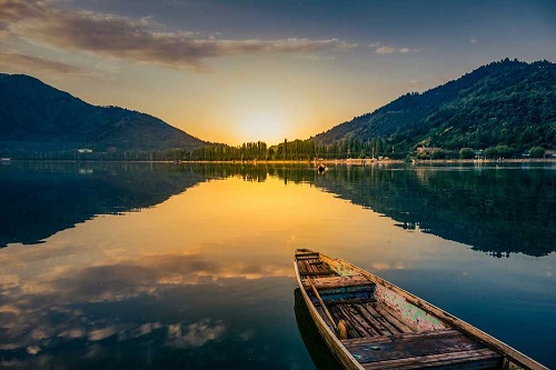 Srinagar (Jammu & Kashmir): Heaven On Earth